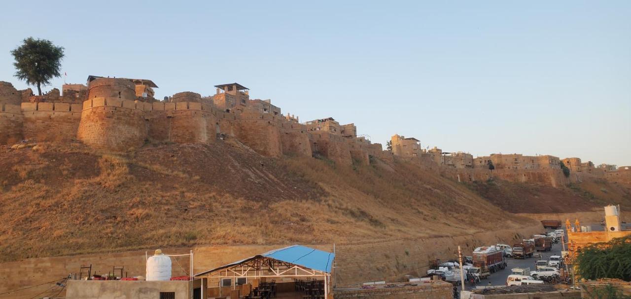 Hotel Relax Inn Jaisalmer Bagian luar foto