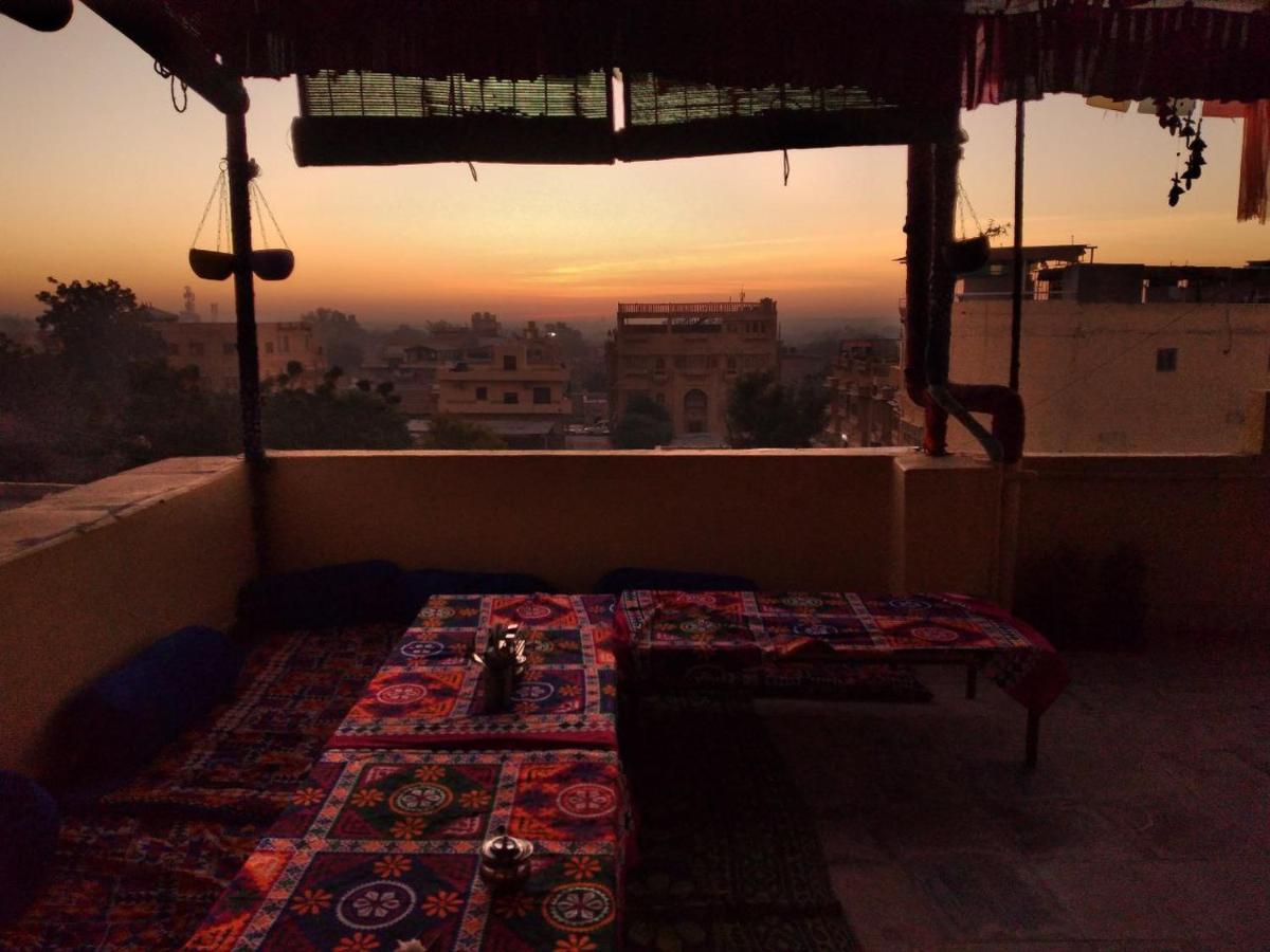 Hotel Relax Inn Jaisalmer Bagian luar foto