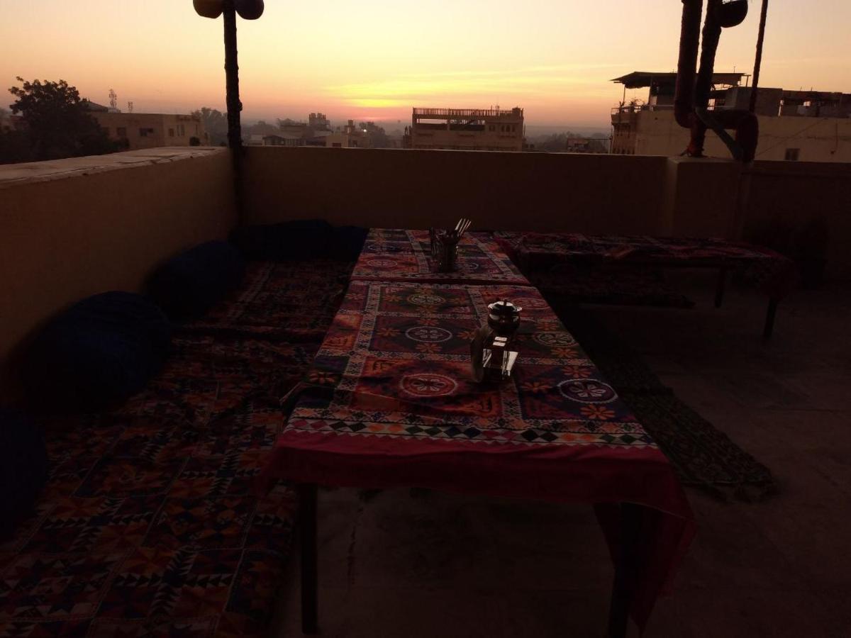 Hotel Relax Inn Jaisalmer Bagian luar foto