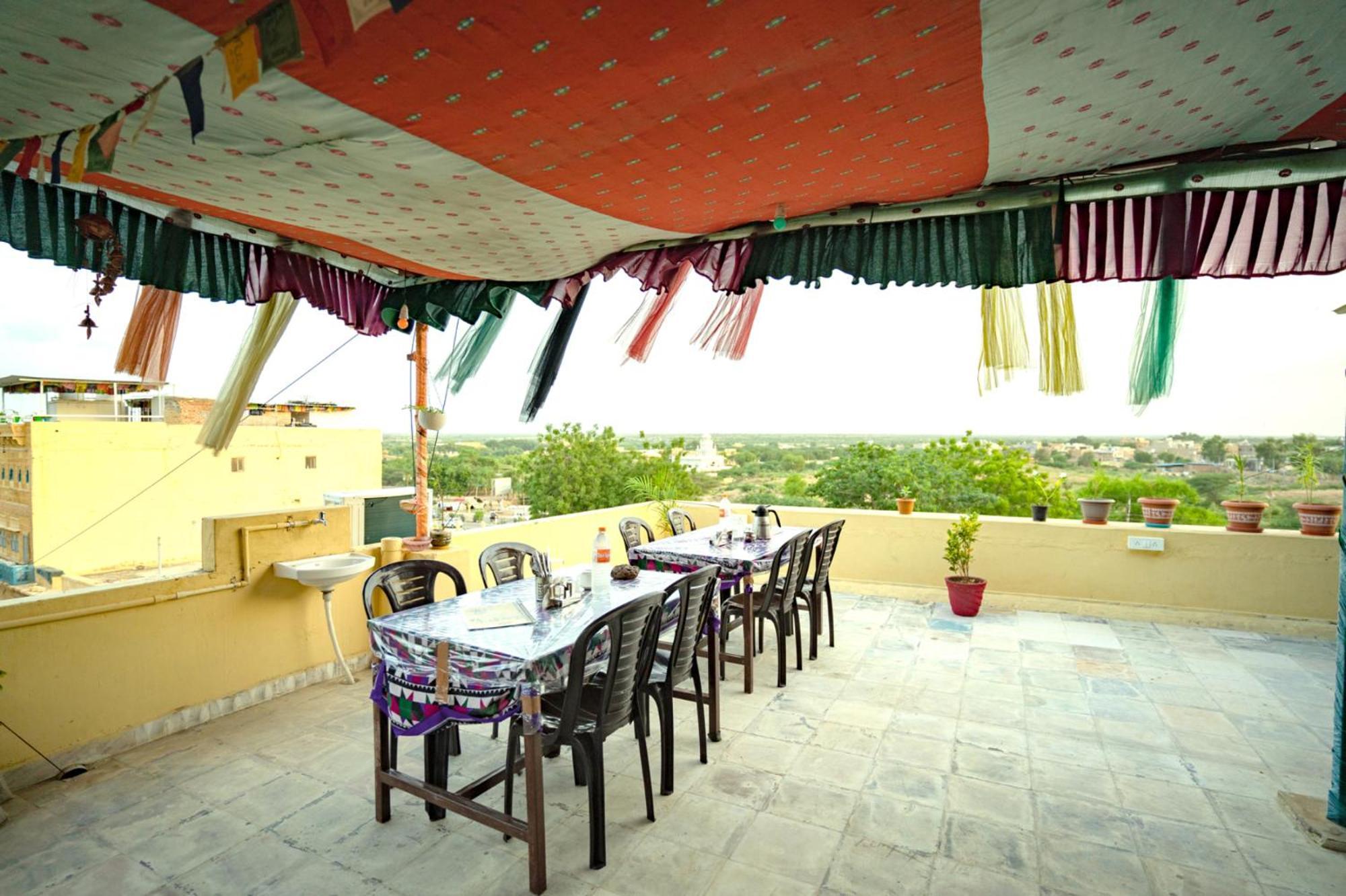 Hotel Relax Inn Jaisalmer Bagian luar foto