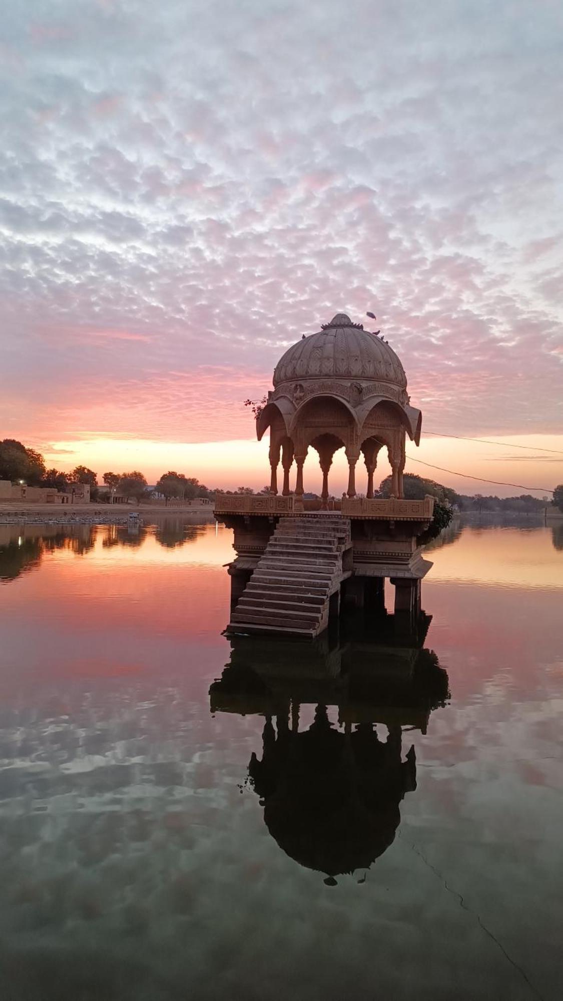 Hotel Relax Inn Jaisalmer Bagian luar foto